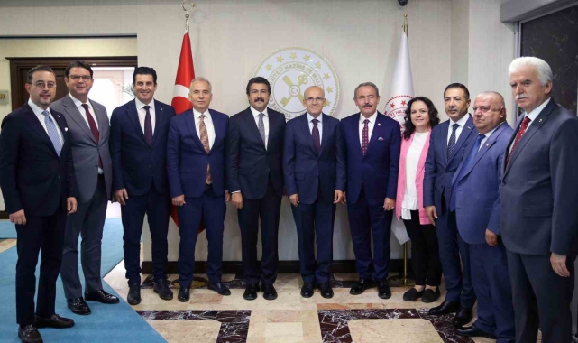 Denizlili esnafın istekleri Bakanlıklara iletildi