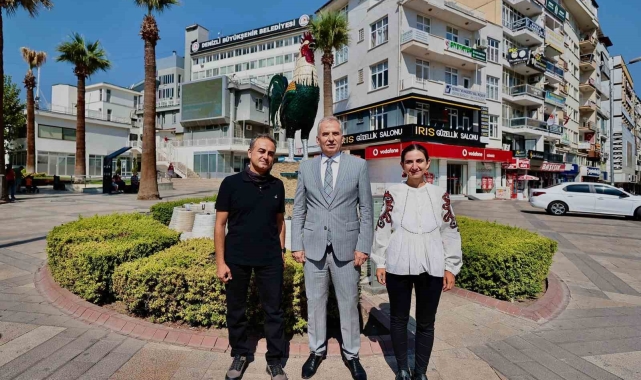 Denizli'nin simgesi cam horoz 10 yaşında