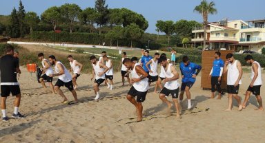 Didim Belediyespor, plajda enerji depoluyor
