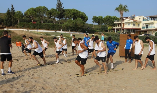 Didim Belediyespor, plajda enerji depoluyor