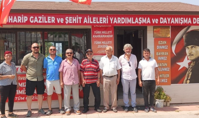 Fethiye'de Gaziler Derneği'nden şehitler için kar şerbeti hayrı