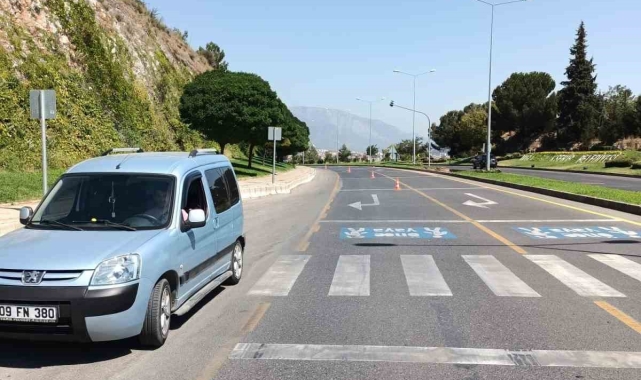 Menteşe'de havadan trafik denetimi yapıldı
