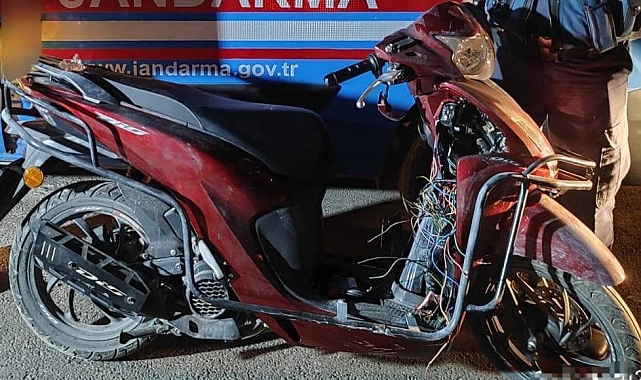 Motosikleti bırakıp kaçtı, her yerde aranıyor