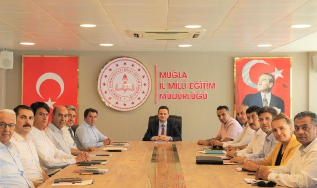 Muğla'da eğitim yöneticileri yeni eğitim öğretim yılı hazırlıklarını değerlendirdi