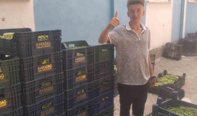Ürettikleri ürünleri Eskişehir haline satıyorlar