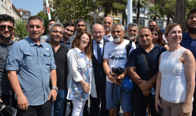 Vali Karadeniz Manisa'ya veda etti, Sakarya'ya mesaj gönderdi