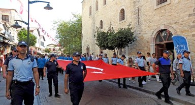 Çeşme'nin kurtuluşu coşkuyla kutlandı