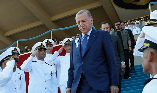 Cumhurbaşkanı Erdoğan'dan sancak devir tesliminde önemli mesajlar