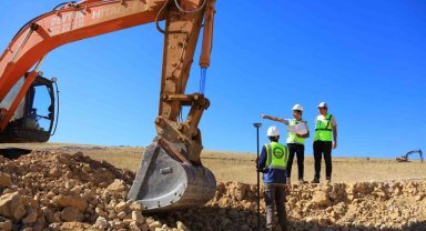 Ege'nin en büyük güneş enerji santrali inşası başladı