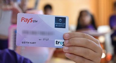 İzmir Karabağlar'da Eğitim Kart 5 bin aileye dağıtıldı