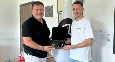 Manisa FK'dan Aliağa FK'ya transfer olan Mehmet Uysal'a teşekkür