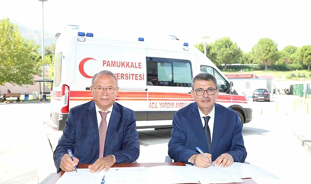 PAÜ Hastanesine yeni bir ambulans bağışlandı