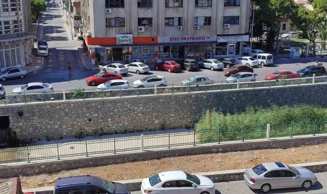 Söke Çayı temizliği CHP ve Ak Parti'yi karşı karşıya getirdi