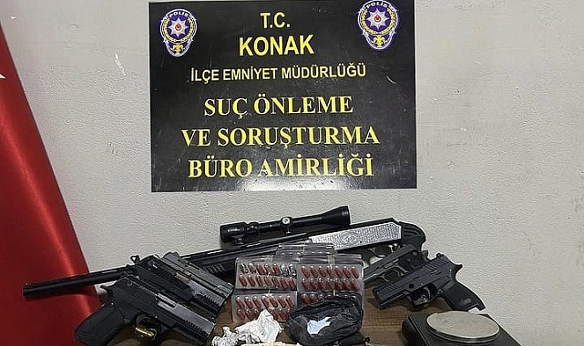 Suç makinesi kıskıvrak yakalandı, evinde cephanelik çıktı