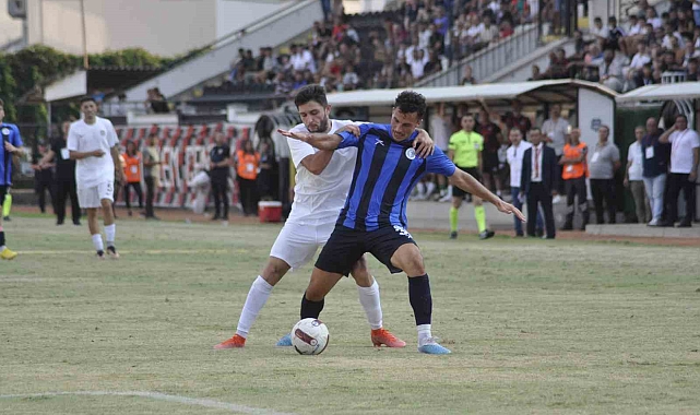 TFF 2. Lig Beyaz Grup: Nazilli Belediyespor: 1 - Beyoğlu Yeniçarşıspor: 0