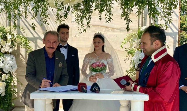 Varol ve Yaşa ailelerinin mutlu günü