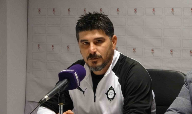Altay'ın teknik direktör belirsizliği sürüyor