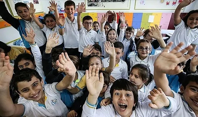 Ara tatil kalkacak mı?