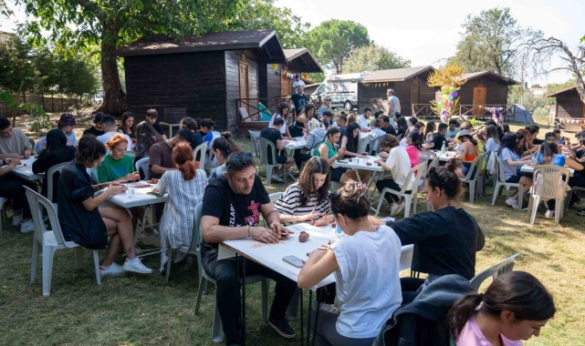 Buca Belediyesi, üniversitelileri gençlik kampında ağırladı