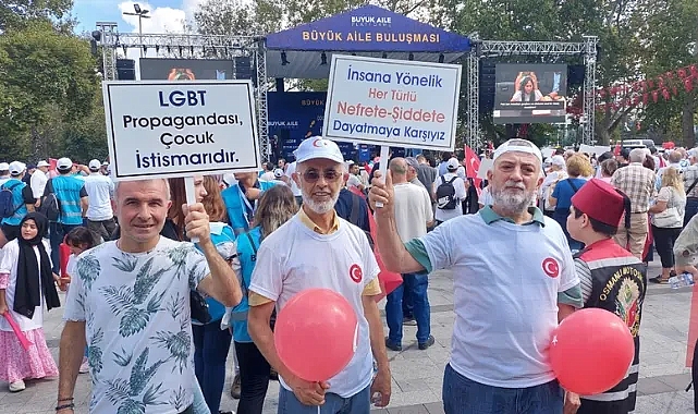 Büyük Aile Platformu, LGBT örgütlerinin kapatılması için TBMM'ye dilekçe verdi