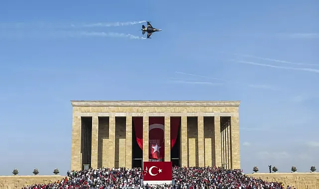 Cumhuriyet'in 100. yılında Anıtkabir'de rekor: Ziyaretçi sayısı açıklandı