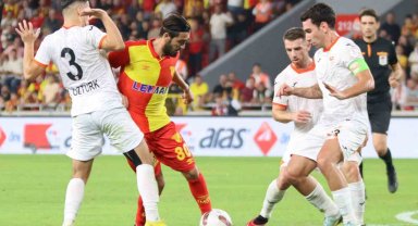 Göztepeli Yalçın Kayan, oyuncu eksiltmede ligin zirvesinde