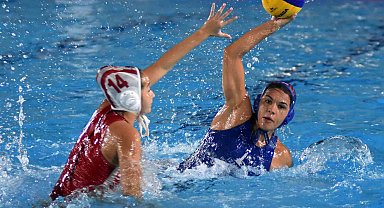 İzmir Büyükşehir Belediyesi Su Topu Kadın Takımı, LEN Challenger Cup için havuza giriyor