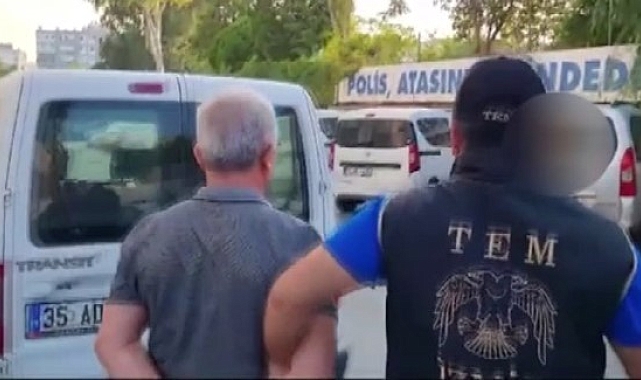 İzmir'de hücre evlerinde gizlenen FETÖ şüphelilerine operasyon