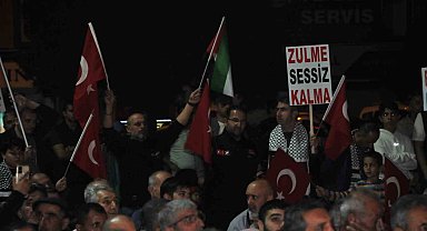 İzmir'de "Soykırıma Hayır, Filistin'e Destek, Siyonizme Lanet" mitingi