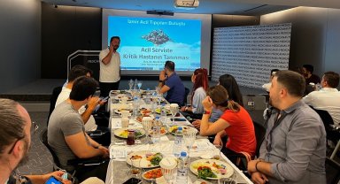 İzmir'deki acil servis doktorları Medicana'da buluştu