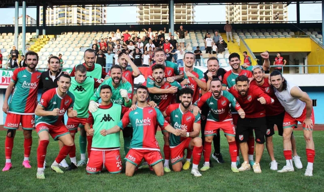 Karşıyaka, golleriyle ön planda