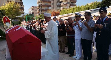 Kore gazisi gözyaşlarıyla son yolculuğuna uğurlandı