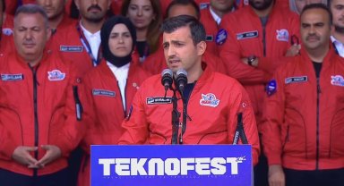 Selçuk Bayraktar: "Bugüne kadar düzenlenen 9 TEKNOFEST'te 2 milyon gencimiz projeleriyle yarıştı"