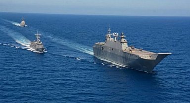 TCG Anadolu geçit törenine hazırlanıyor