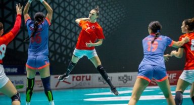A Milli Kadınlar Tunus'u 29-28 yendi