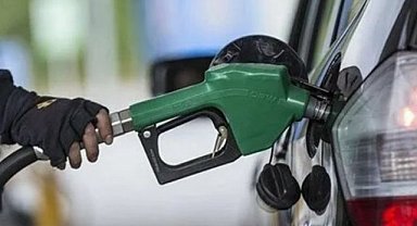 Benzine de indirim geldi! İkinci indirim yolda mı?