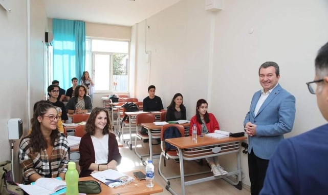 Bergama Yaşam Boyu Eğitim Merkezinde bin öğrenci eğitim alıyor