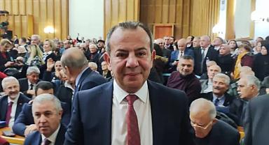 CHP'ye geri dönen Tanju Özcan partisinin grup toplantısında
