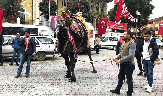 Develer gövde gösterisi yaptı