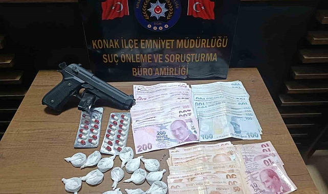 İzmir'de sokak sokak polis operasyonu: 14 şüpheli gözaltına alındı