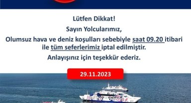 İzmir'de tüm vapur seferleri iptal edildi