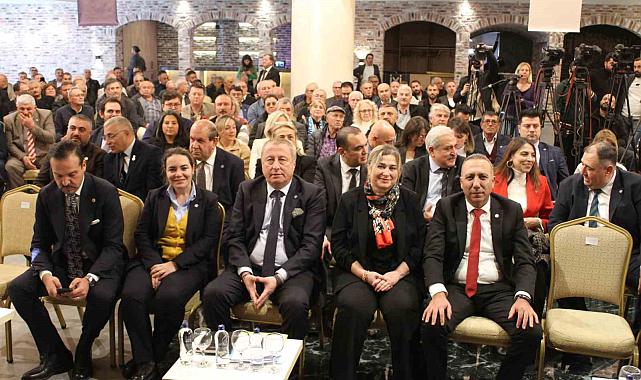 Aday tanıtımında Akşener'den İmamoğlu ve Yavaş vurgusu: "Korkup kabul etmediler"