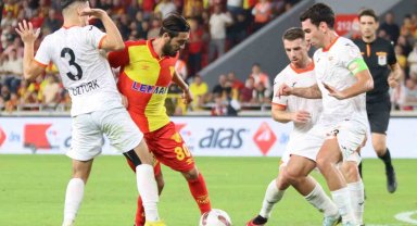 Göztepeli Yalçın Kayan, kariyerinin en golcü sezonunu yaşıyor
