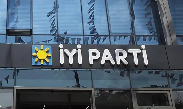 İYİ Parti'de sular durulmuyor: Bir istifa daha geldi