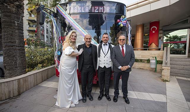 Yolcu taşıdığı otobüsü gelin arabası oldu