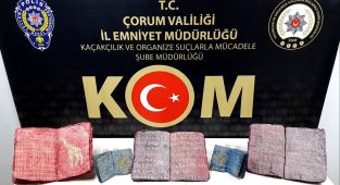 5 el yazması kitap ele geçirildi