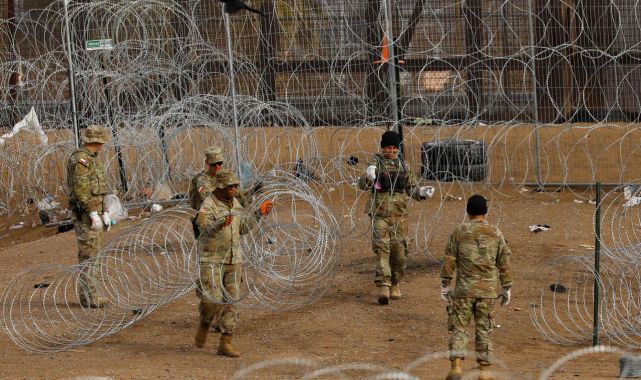 ABD'de kriz büyüyor: Texas, merkezi güçlere karşı hazırlıklı olduğunu duyurdu