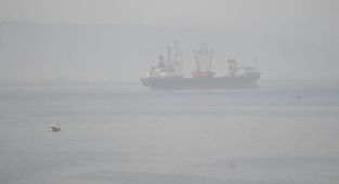 Çanakkale Boğazı hızı 10 knot altındaki gemi geçişlerine kapatıldı