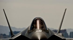 Çekya, ABD'den 24 adet F35 satın almak için anlaşma imzaladı