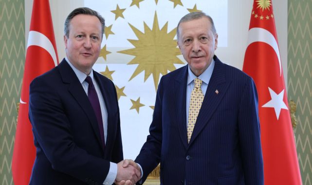 Cumhurbaşkanı Erdoğan İngiltere Dışişleri Bakanı Cameron'ı kabul etti